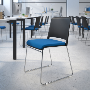 konferenzstuhl schwarz blau ohne arme gepolstert stoff ohne armlehnen 2